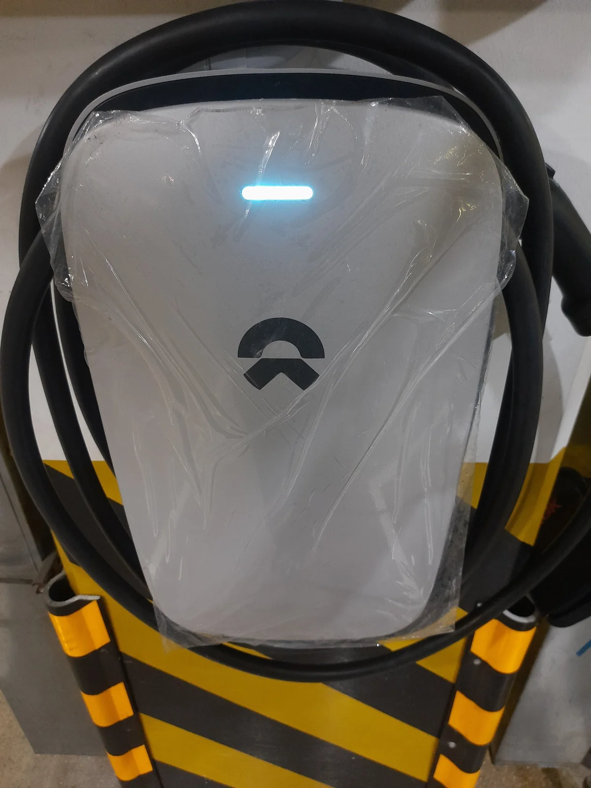 Wallbox NIO — свежий монтаж в паркинге Москвы
